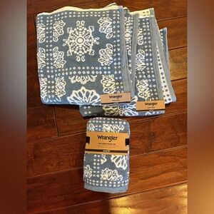 Wrangler Blue and White Patterned Bath and Hand Towel Set Quick Dry